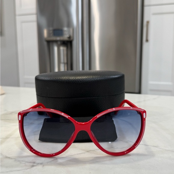 Balenciaga Bold Red Women's Glasses - Picture 3 of 4